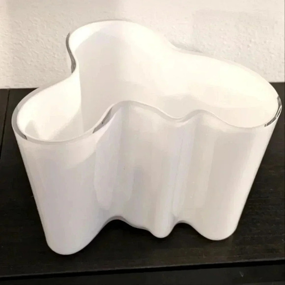 Iittala Other - Vintage white 3030 4.75"*6 120 mm Savoy vase by Alvar Aalto for Iittala, Finland